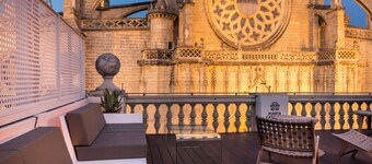 Puerta Catedral Suites