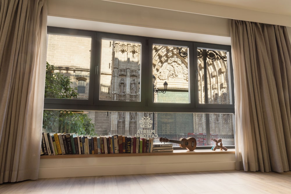 Puerta Catedral Suites by null