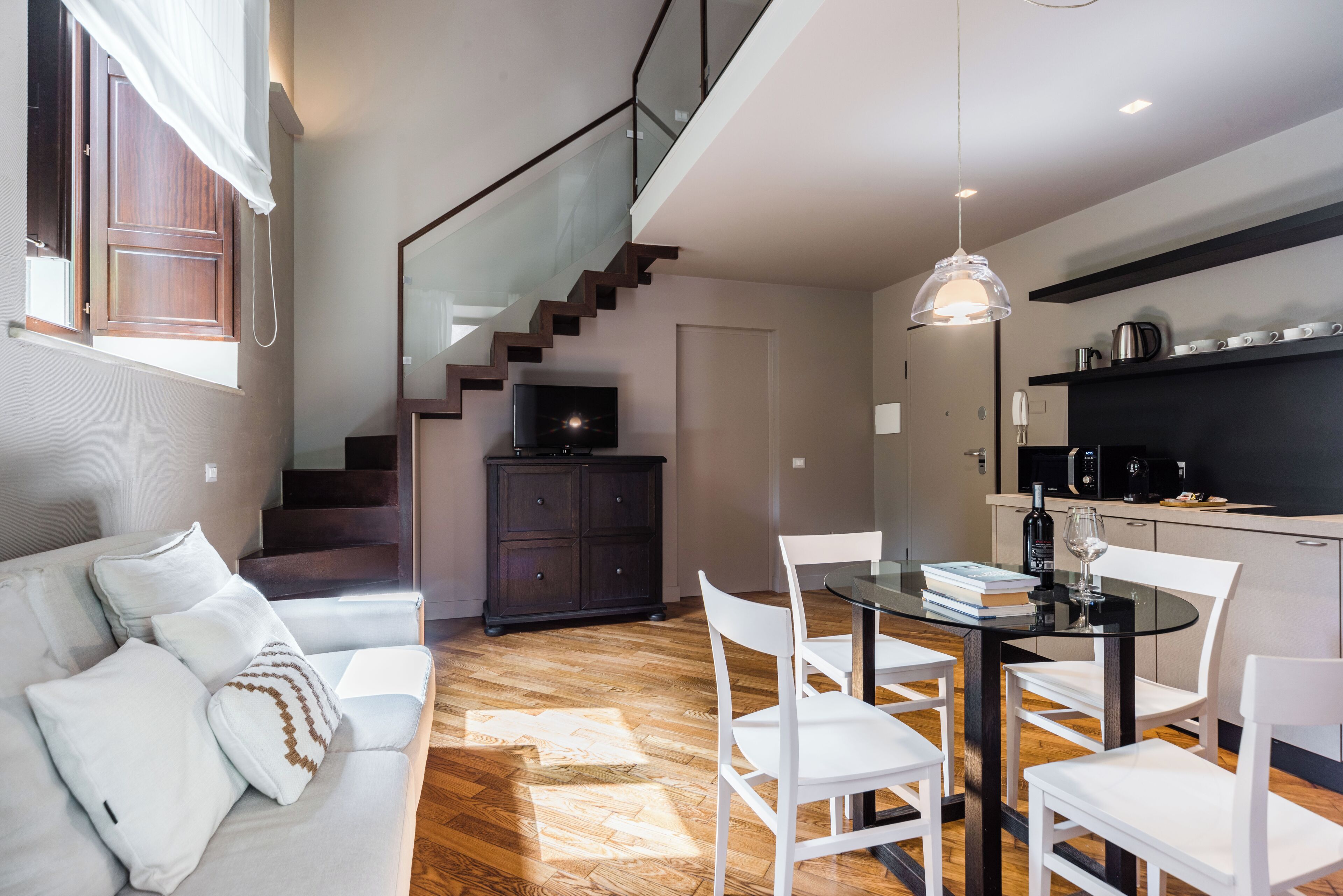 Superior Apartment, Terrace | Living area | 32-inch flat-screen TV with digital channels, LED TV