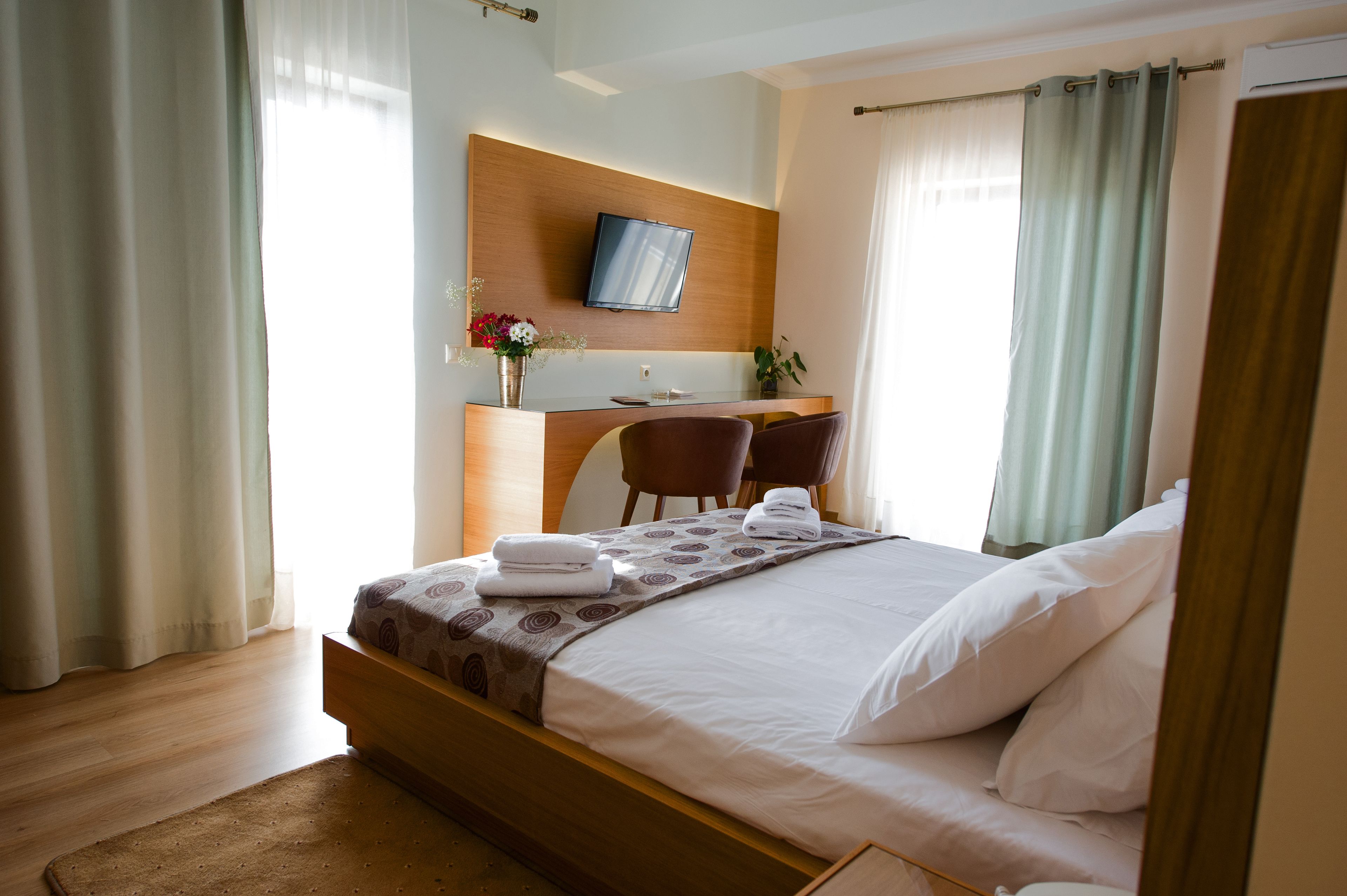 desk, soundproofing, iron/ironing board, free cots/infant beds