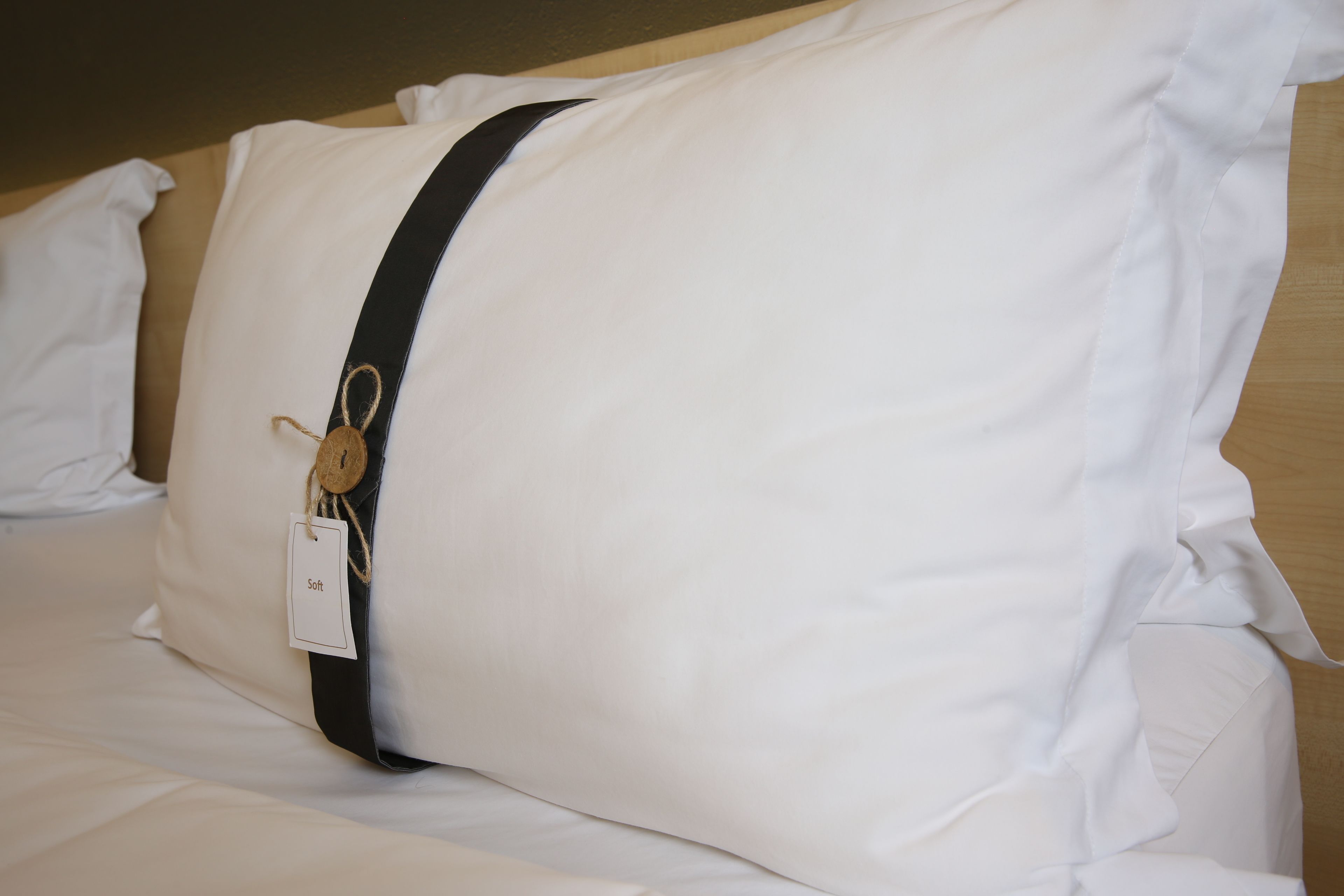 standard single room | room amenity