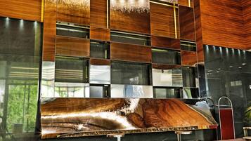 Área de estar no saguão