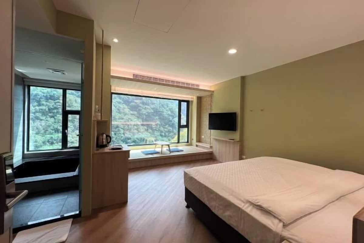 Hochwertige Bettwaren, Minibar, kostenloses WLAN