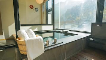 Classic Room | Bathroom | Separate tub and shower, hair dryer, bathrobes, slippers