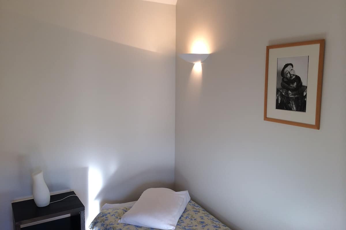 desk, iron/ironing board, free wifi, bed sheets