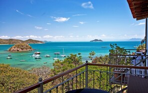 Quarto luxo | Vista para a montanha