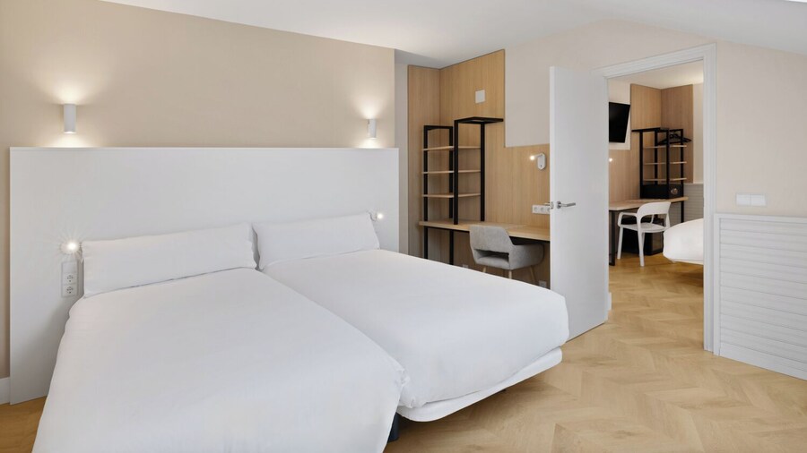 B&B Hotel Gijón Centro Begoña