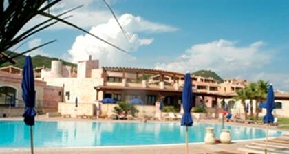 Il Borgo di Porto Corallo