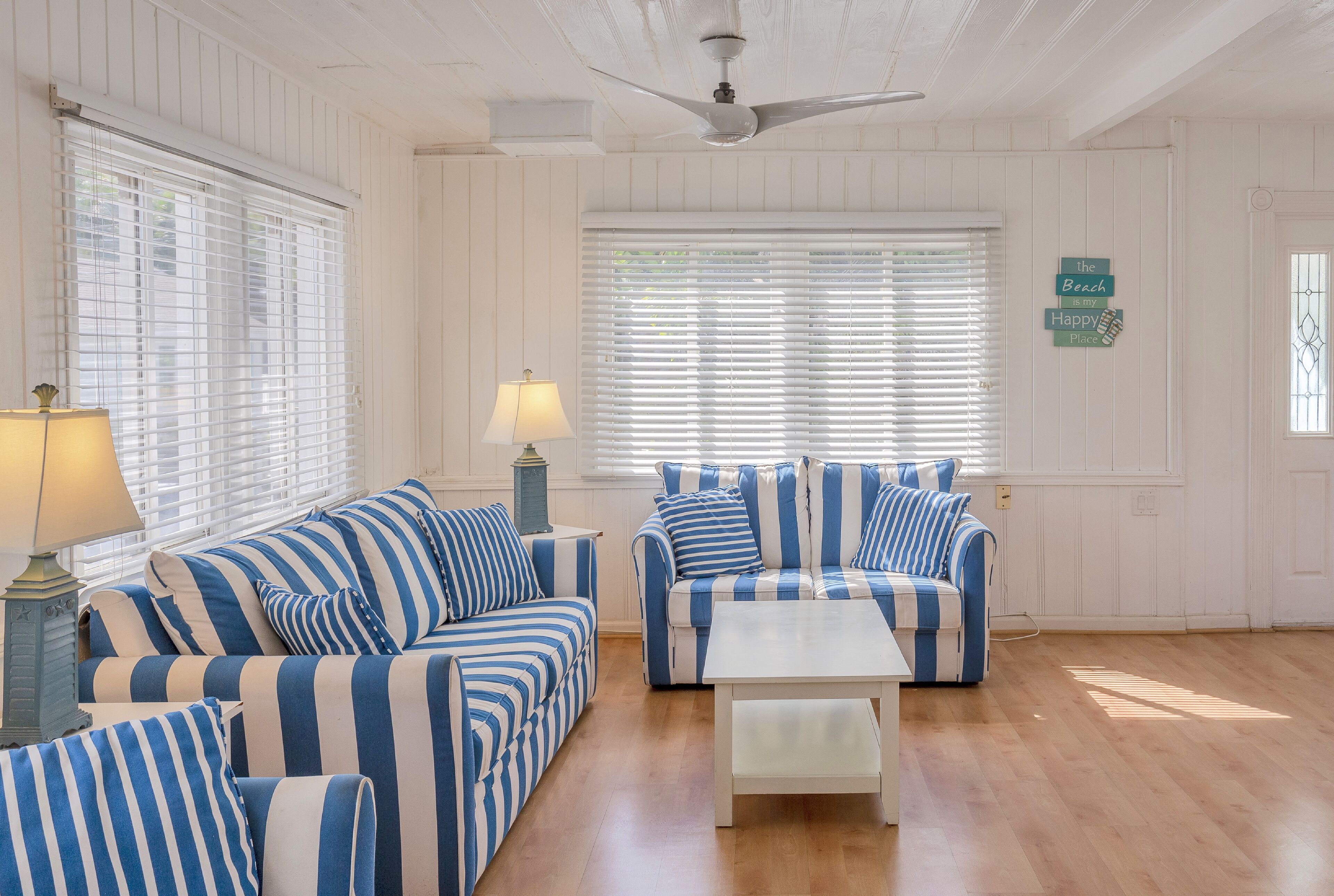 Deluxe Apartment, 2 Bedrooms, Pool Access, Beachside | Living area | 40-inch flat-screen TV with satellite channels, TV