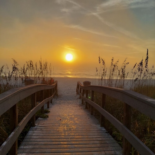 Twins Inn & Apartments