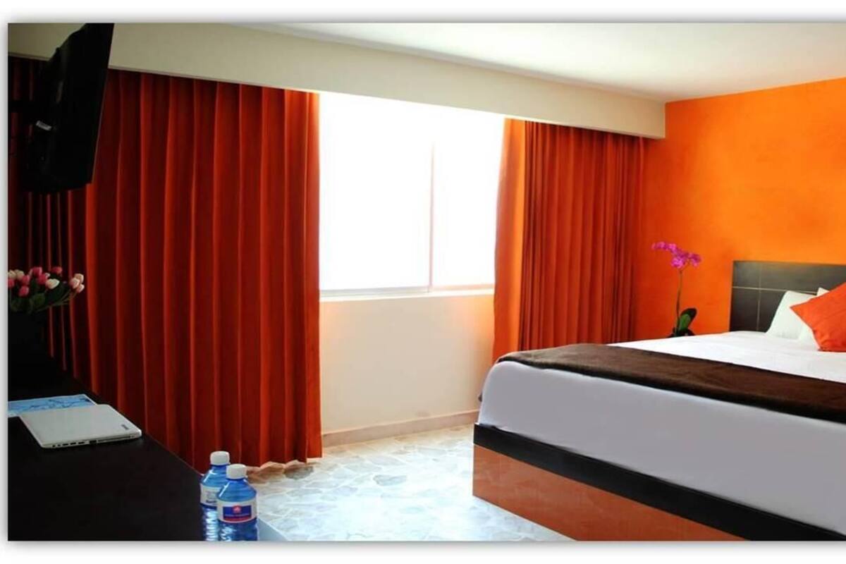 เครื่องนอนระดับพรีเมียม, เตารีด/โต๊ะรีดผ้า, Wi-Fi ฟรี