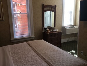 Quarto luxo | Ferros/tábuas de passar roupa, Wi-Fi de cortesia, roupa de cama