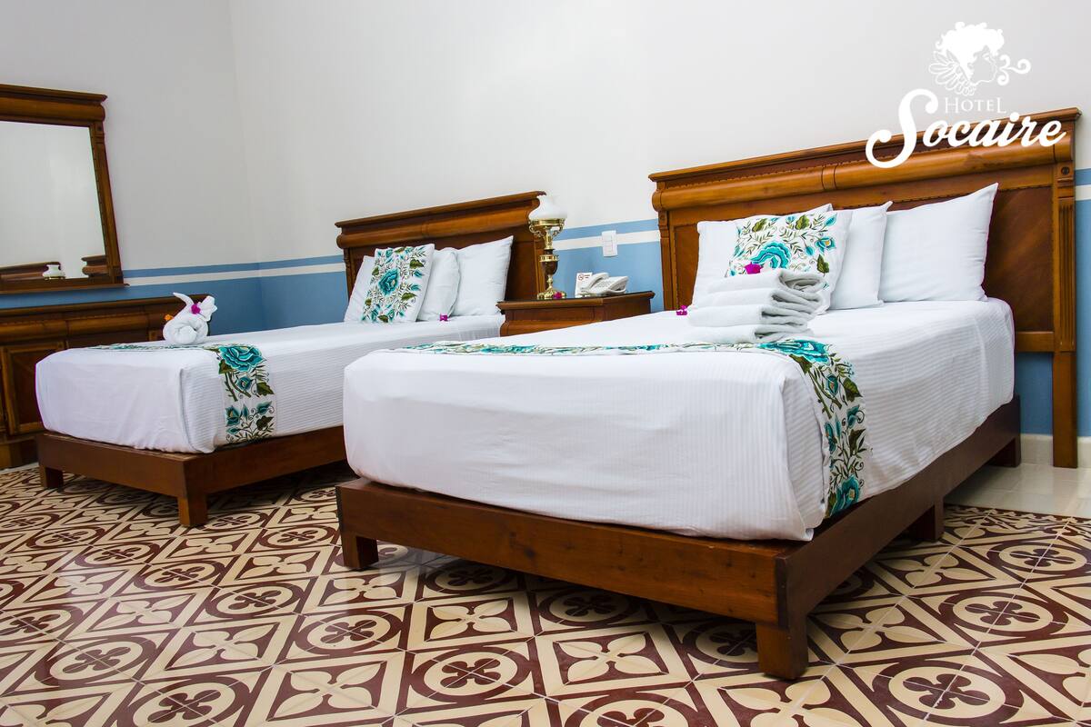 Premium bedding, Tempur-Pedic beds, minibar, in-room safe