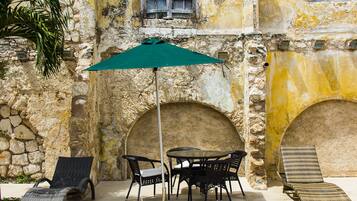 Alberca al aire libre