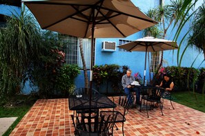 Courtyard - Hotel Los Girasoles Cancun (Cancun)