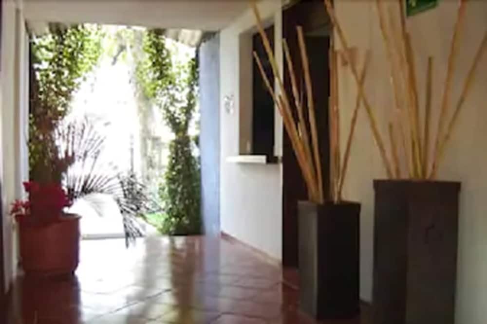 Hotel Los Girasoles Cancun