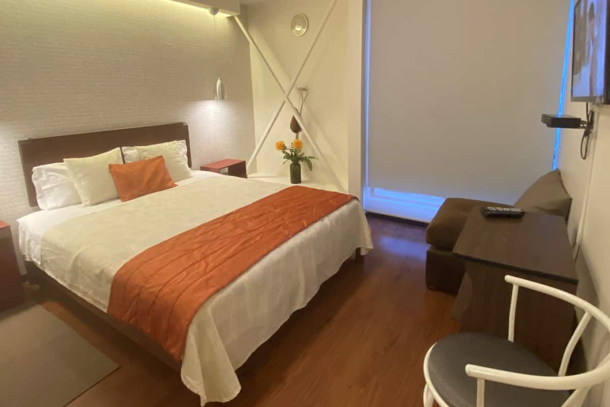 Standard-Doppelzimmer | 1 Schlafzimmer, Zimmersafe, individuell dekoriert