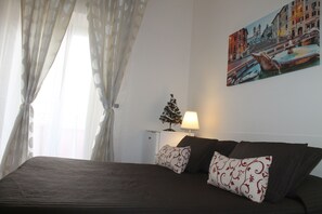 Standardværelse til 4 personer | 1 soveværelse, premium-sengetøj, dundyner, pengeskab på værelset