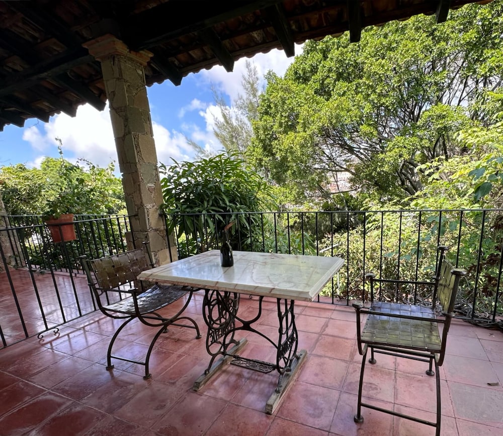 Hotel De La Misión, Taxco by null