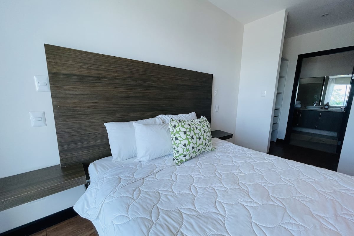 2 Bedroom Panorama