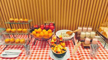 Daily buffet breakfast for a fee