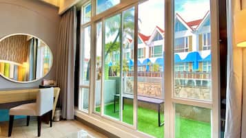 Ocean Themed Room with Balcony | 1 bedroom, individually decorated, desk, soundproofing