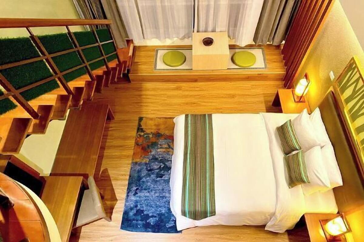 1 bedroom, premium bedding, minibar, in-room safe