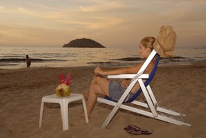Ubicación a pie de playa, sombrillas y toallas de playa