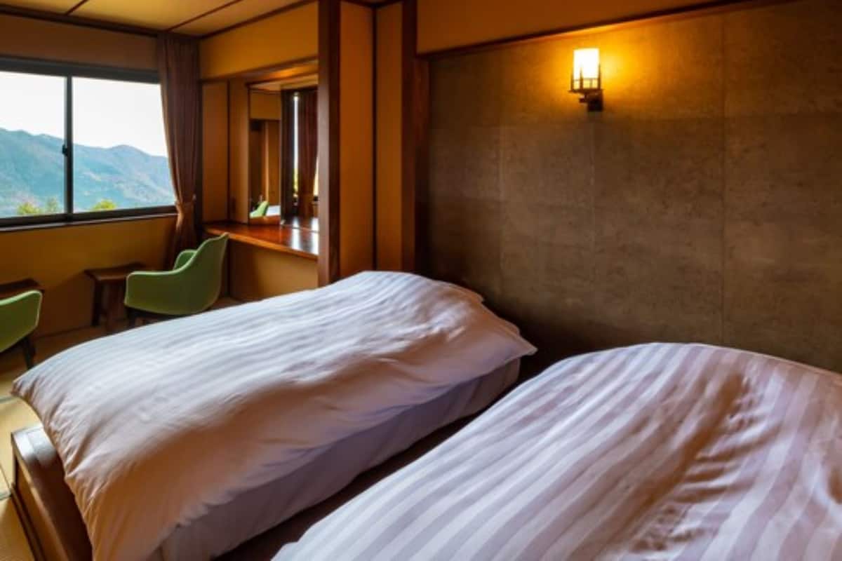 Traditional Room (Japanese Western Style Room) | 7 bilik tidur, peralatan tempat tidur premium, gebar bulu kapas