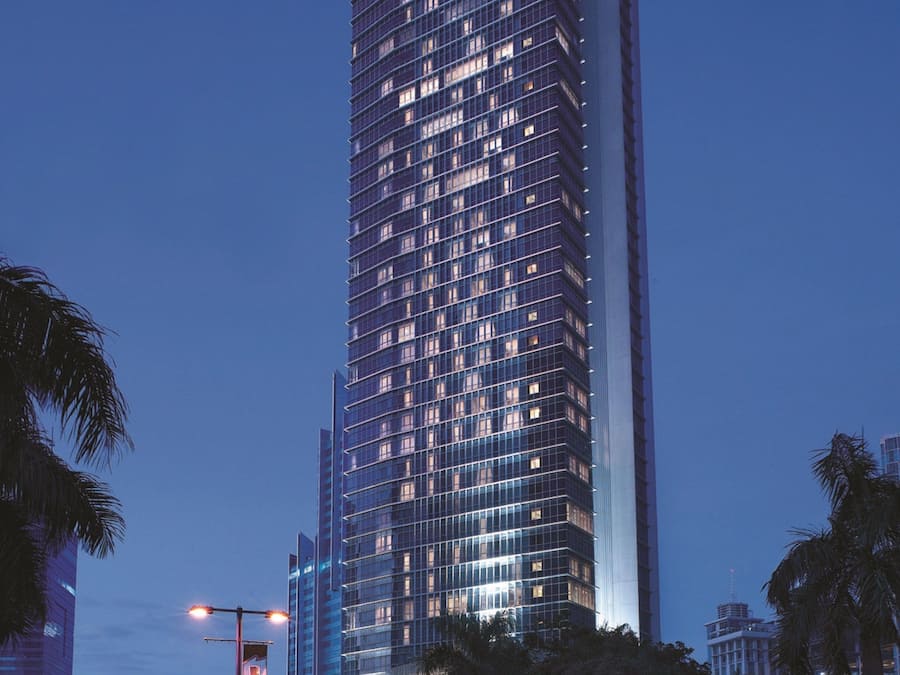 Fasade – kveld/natt