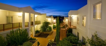 Hawthorn Gardens Serviced Apartments