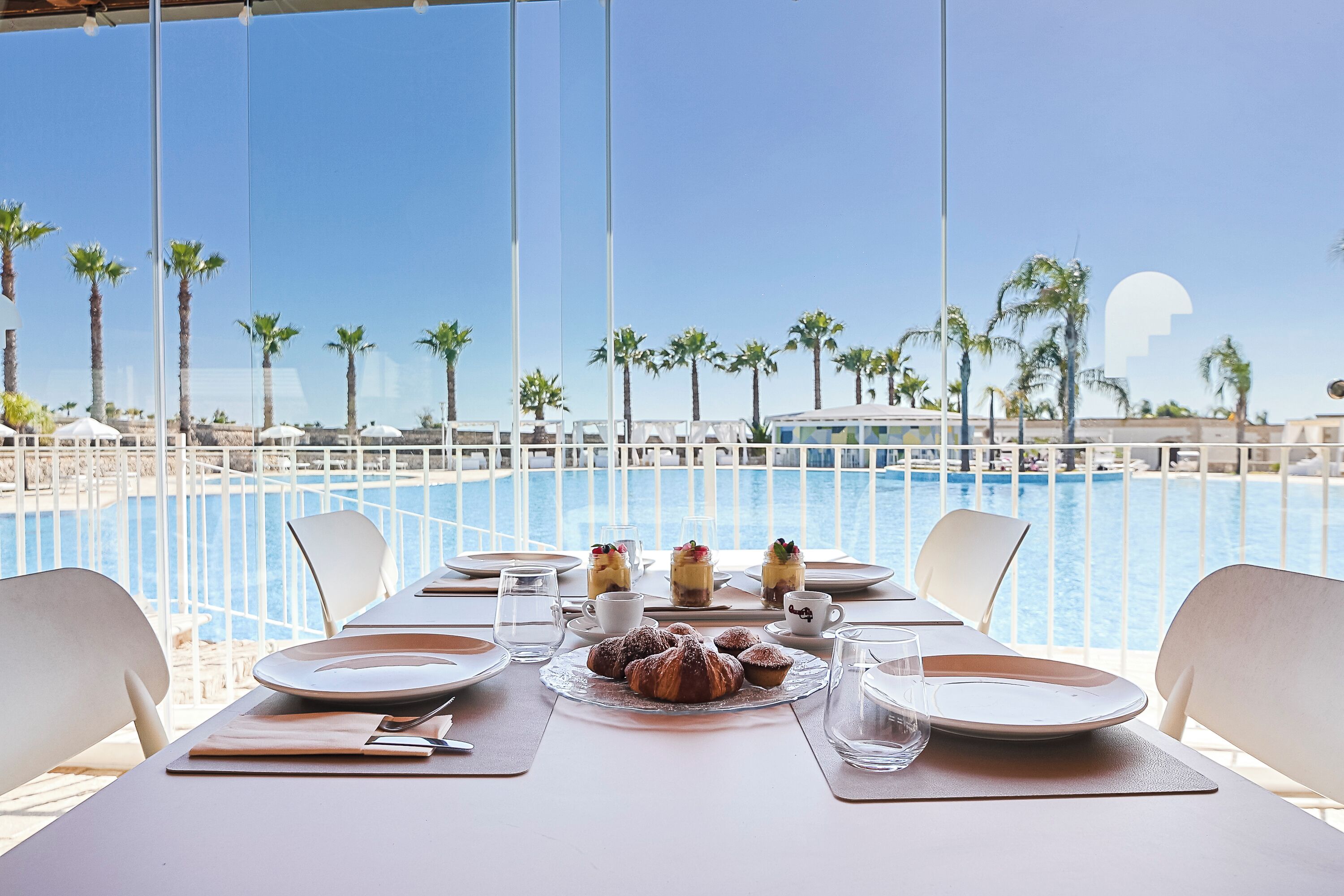 lunch, dinner served; italian cuisine, pool views
