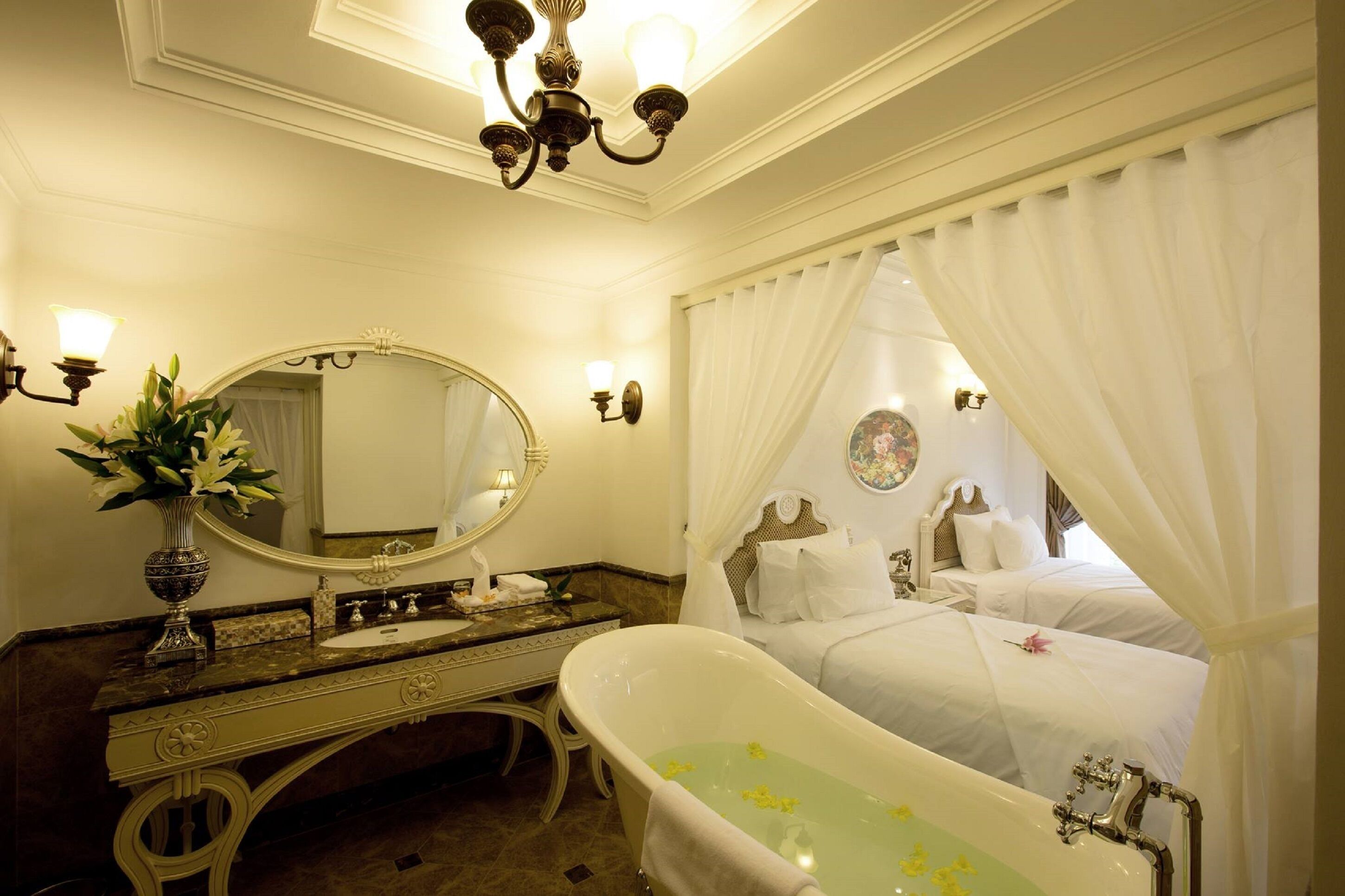 separate bathtub and shower, deep-soaking bathtub, rainfall showerhead