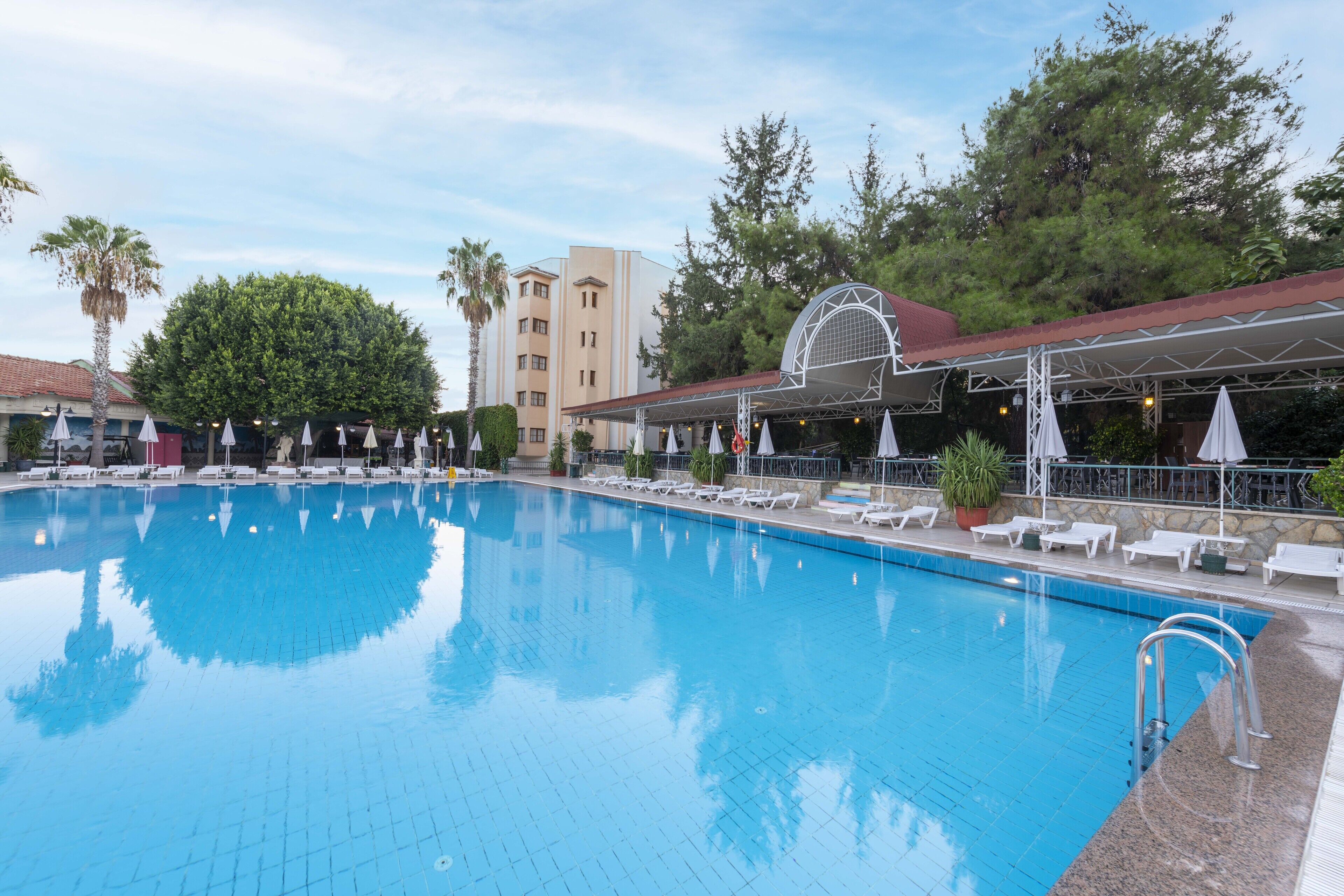 Indoor pool, 2 outdoor pools, pool umbrellas, sun loungers