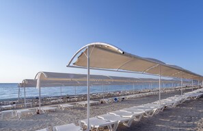 Private beach nearby, free beach shuttle, sun-loungers, beach umbrellas