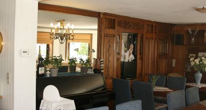 Hotel Montana