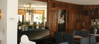 Hotel Montana