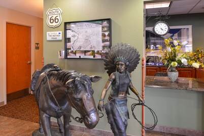 圣路易爱德华兹维尔乡间暖炉套房酒店