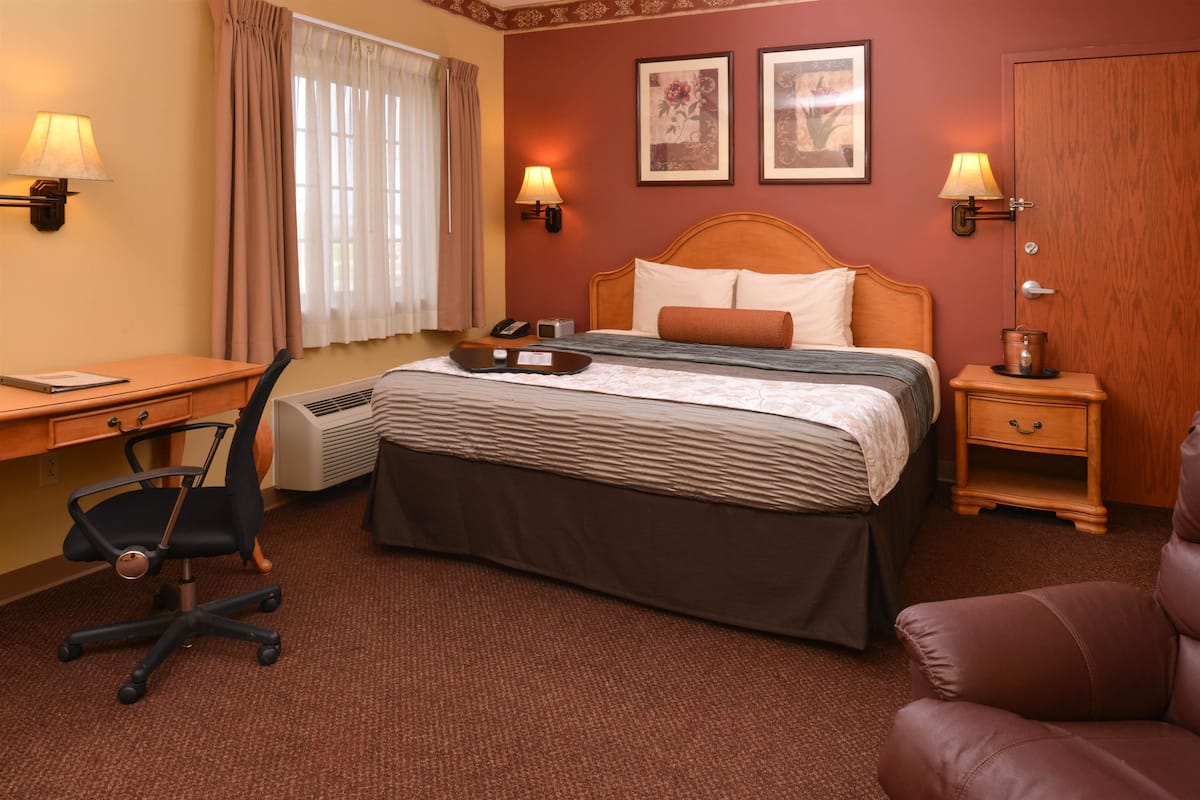 Blackout curtains, free cots/infant beds, rollaway beds, free WiFi