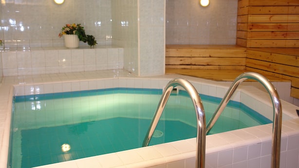 室内 SPA 浴缸