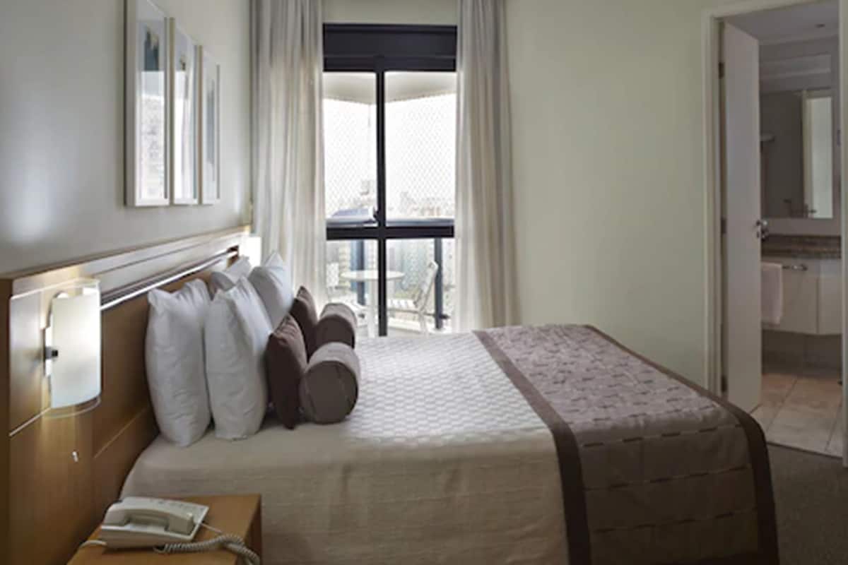 Suite | 2 Schlafzimmer, Zimmersafe, Schreibtisch, Verdunkelungsvorhänge