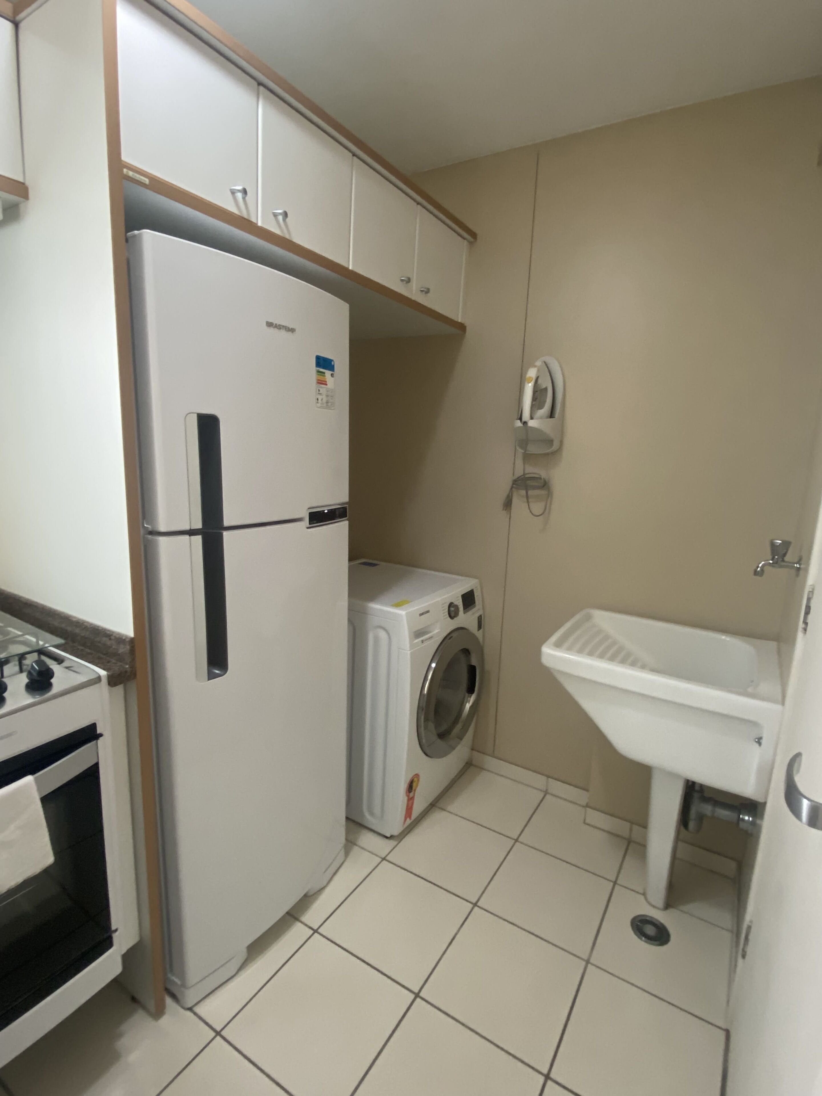 executive apartment | private kitchen | full-sized fridge, microwave, coffee/tea maker, cookware/dishes/utensils