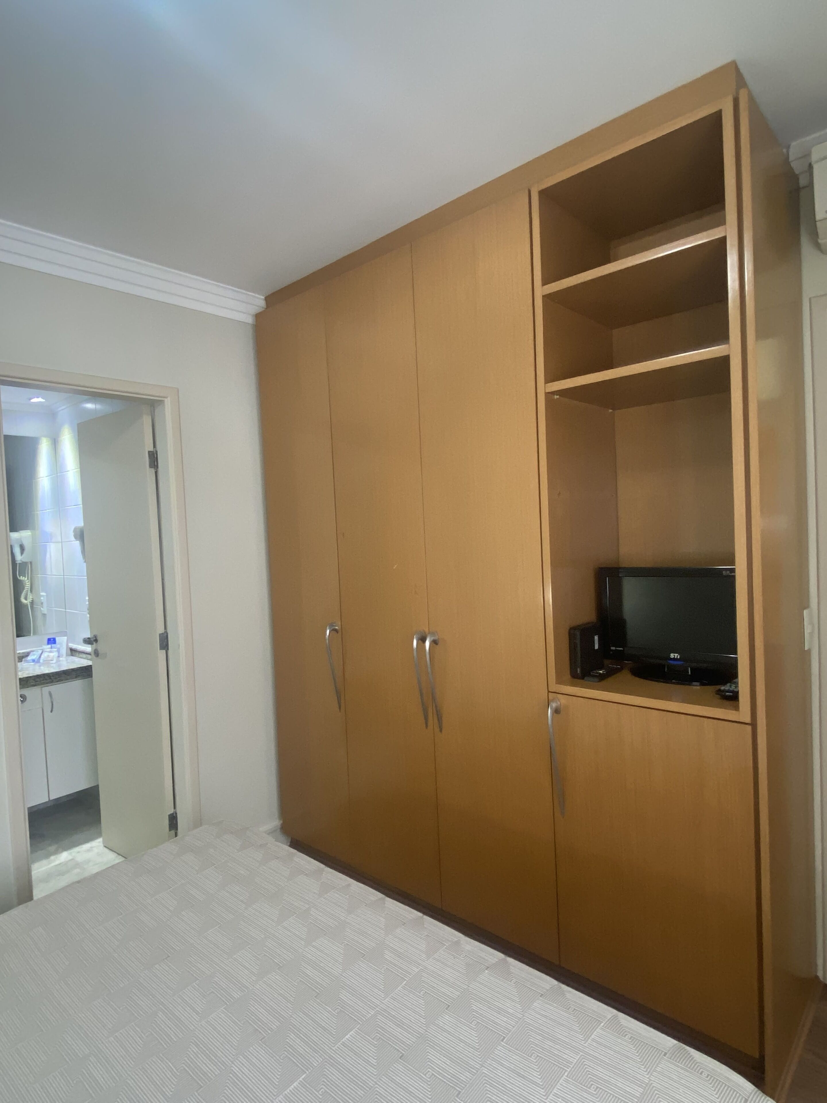 executive apartment | wardrobe