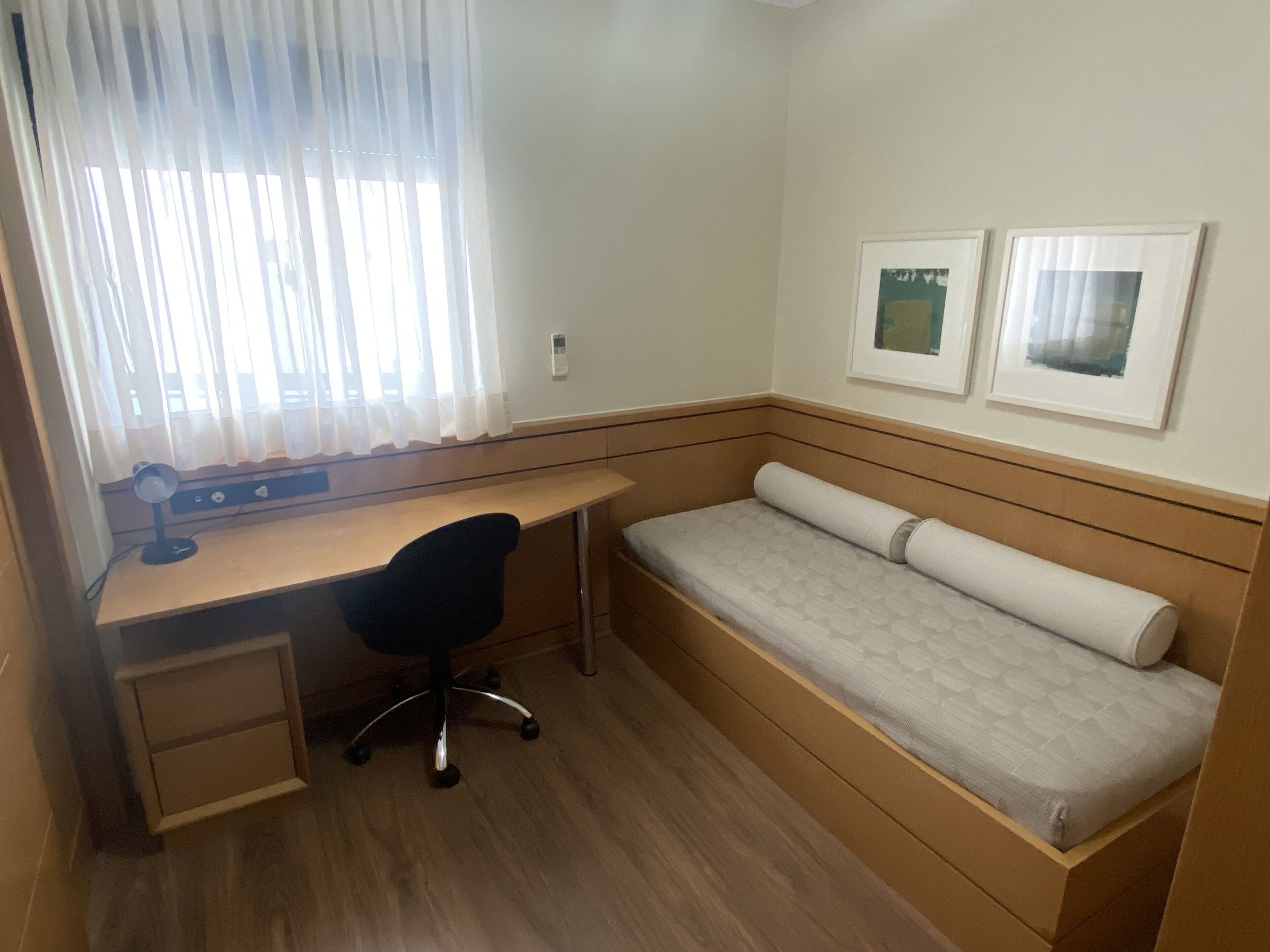executive apartment | 2 bedrooms, in-room safe, desk, blackout curtains