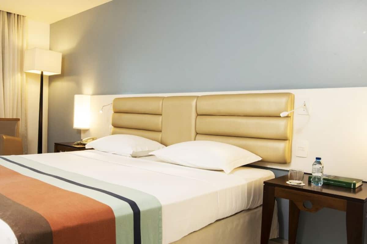 Minibar, in-room safe, desk, blackout drapes