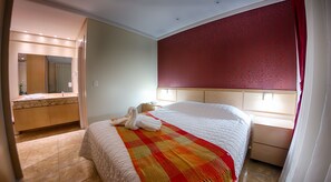 Minibar, in-room safe, desk, soundproofing