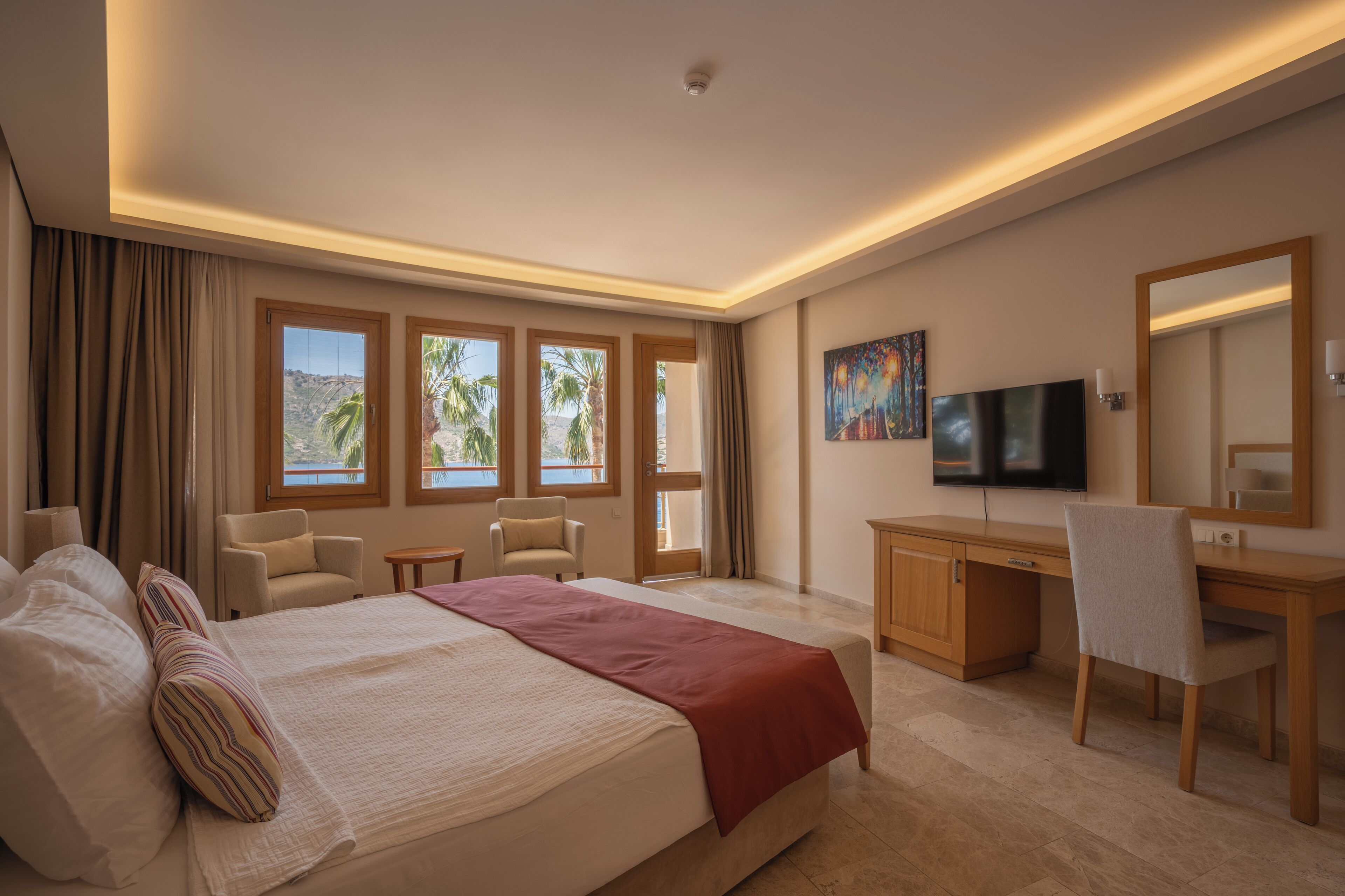 deluxe room | premium bedding, select comfort beds, minibar, in-room safe