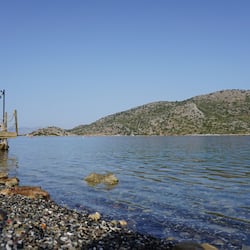 Playa privada, camas de playa gratuitas y sombrillas