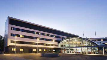 ด้านหน้าที่พัก