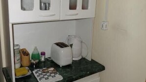 Studio | Private kitchenette | Fridge, microwave - Opera Santiago Apartment (Santiago)